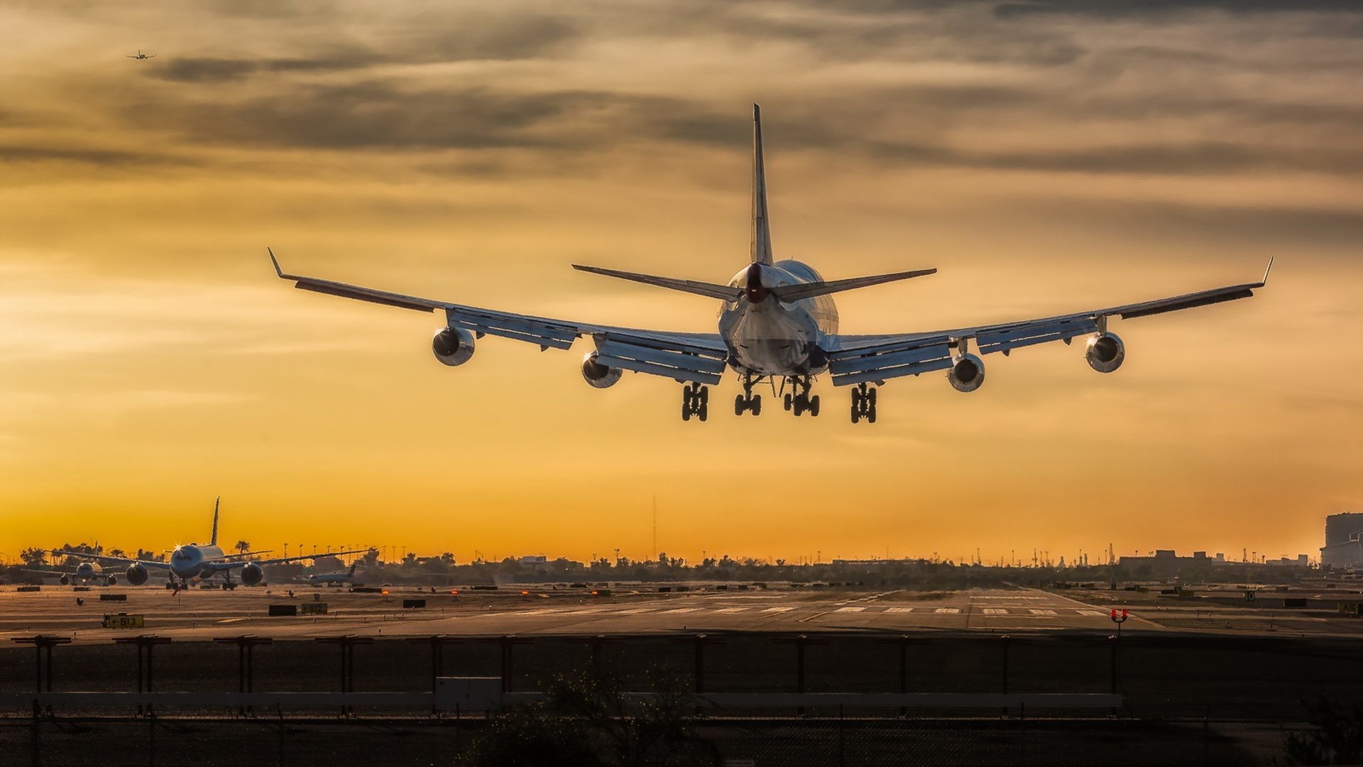 Image-Ground_Landing